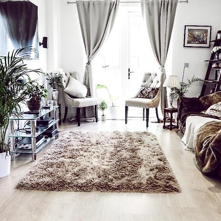 Lovely 2 Bed Apartment 15Mins From Bond St لندن المظهر الخارجي الصورة